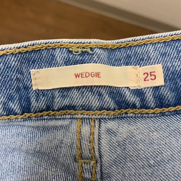 Levi’s WEDGIE FIT ANKLE WOMEN'S JEANS - Picture 7 of 8